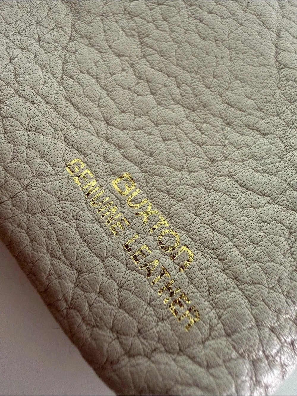 100% leather Buxton Lock Coin Purse